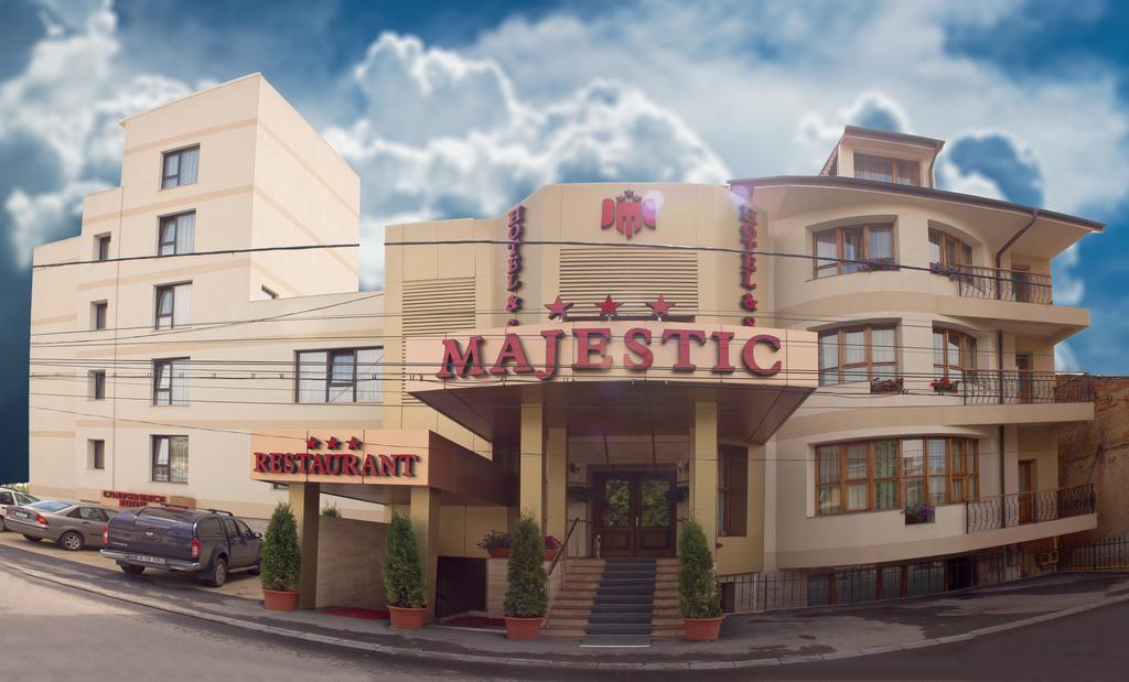 Hotel Majestic Яссы Экстерьер фото